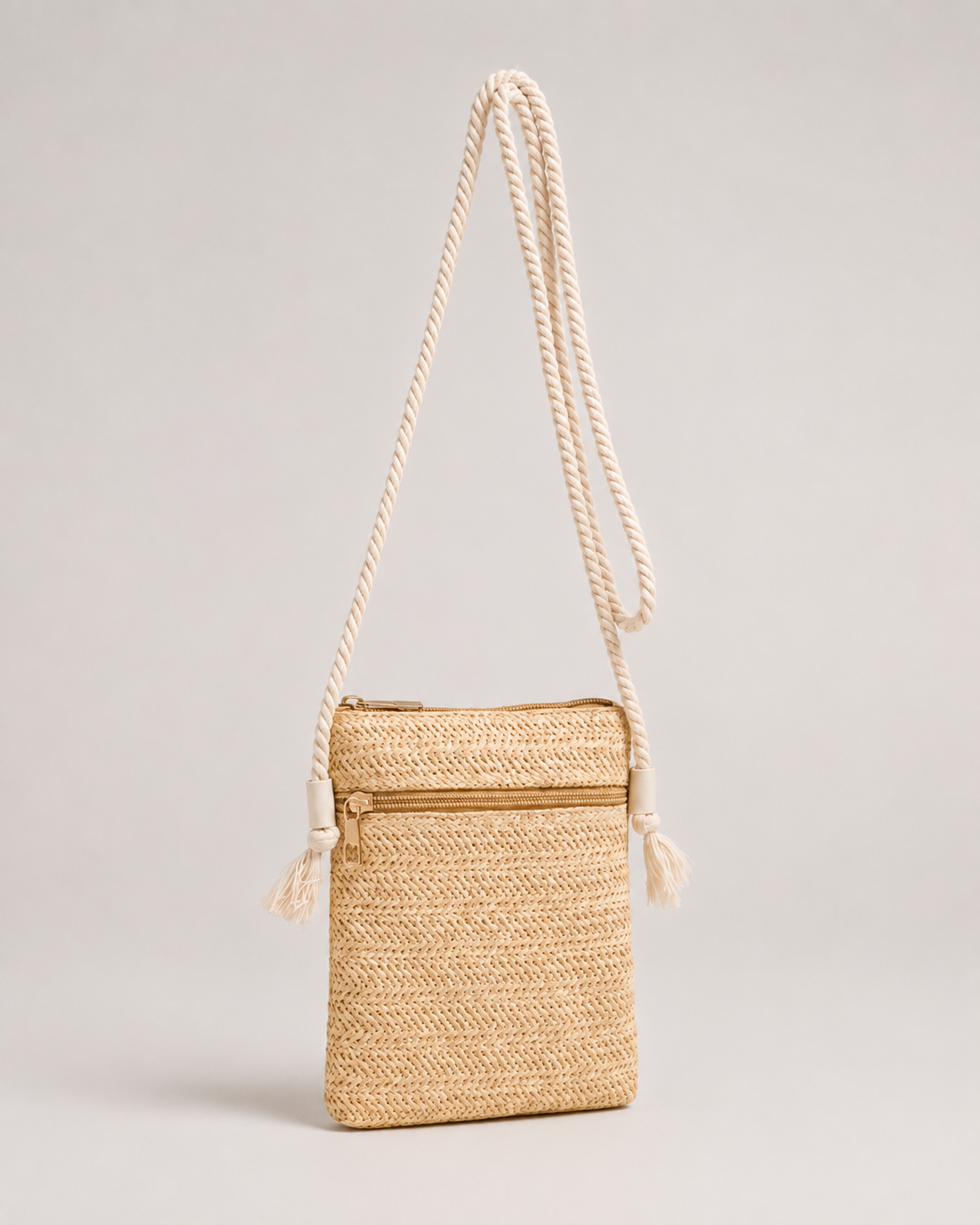 Raffia Tassel Crossbody front view